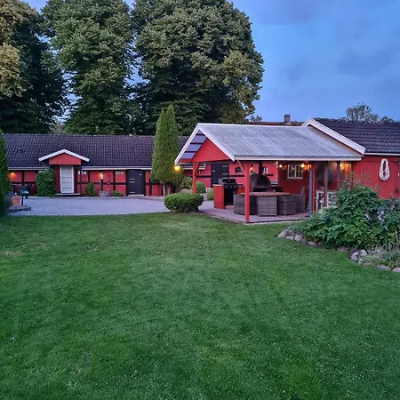 Casa vacanze Historic From 1802 Near Oster Hurup Hadsund